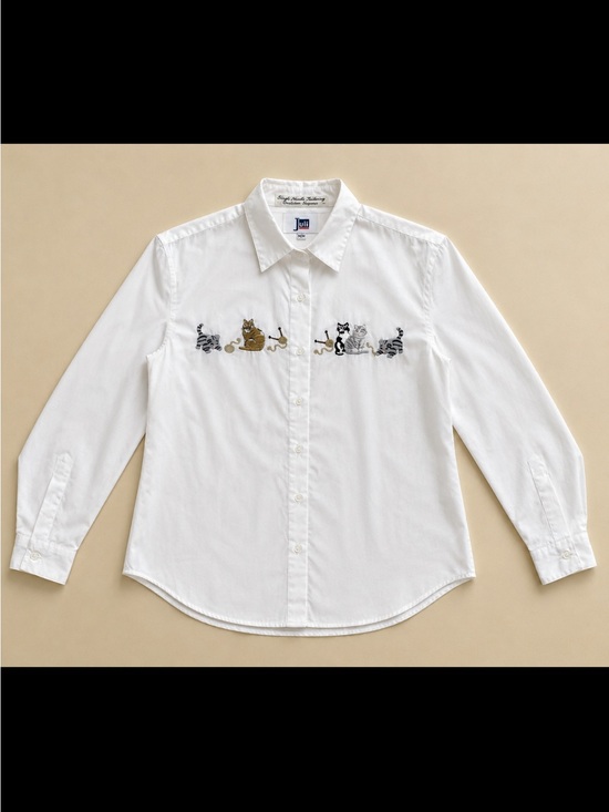 Juli Tops - Juli Cat Embroidered Button Up Blouse Woman Medium White Long Sleeve Kitty FLAW